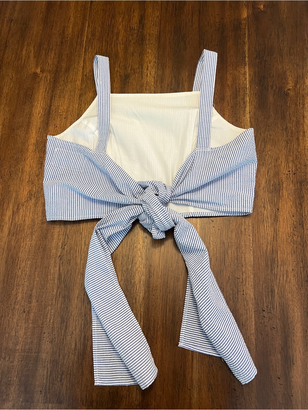 Adorable Lauren James Seersucker Two-Piece Outfit - Picture 4 of 8